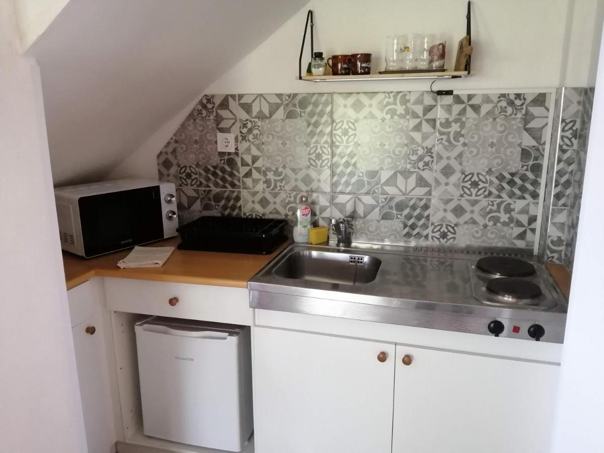 Gesztenye Vendégház Ságvár Exterior foto